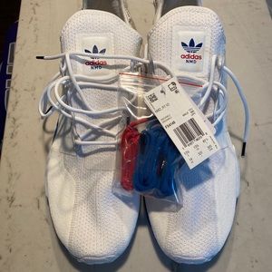 Adidas NMD_R1 V2